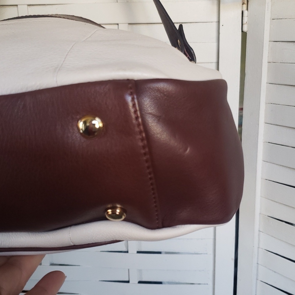 B. Makowsky Brown and Cream Shoulder Bag - Picture 5 of 8